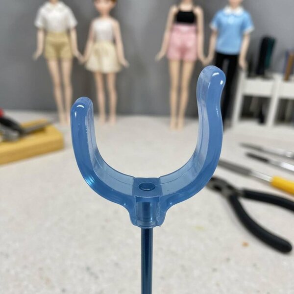 MotiveTech Verstellbarer Puppenständer für BJD 1/6 1/8 1/12 mit stabilisierender Basis