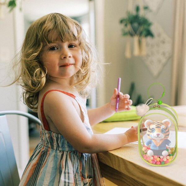 Transparente Transporttasche aus widerstandsfähigem PVC für Puppen und Figuren 12x7,5x18 cm