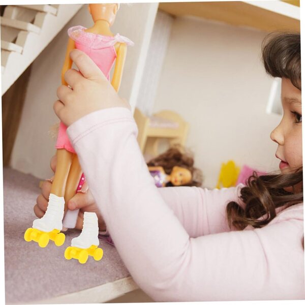 GALPADA Mini Pattini A Rotelle per Bambole Set 4 Paia Plastica Bianco e Rosa