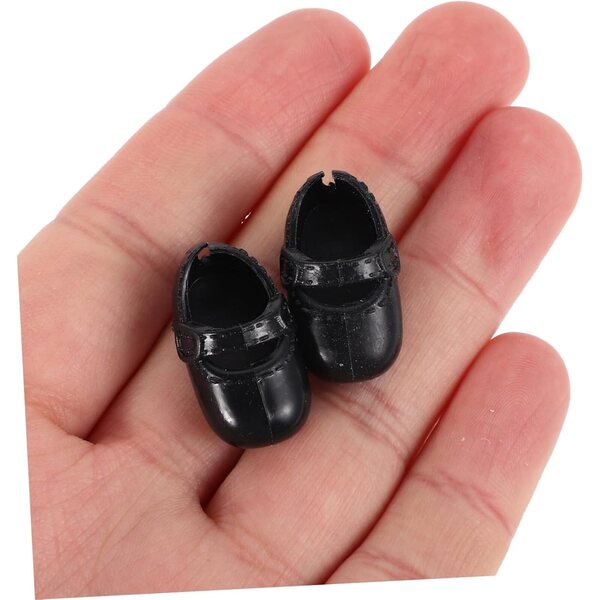 Set mit 8 Paar Minischuhen für 17-cm-Puppen, mehrfarbige flache Ballerinas aus Kunststoff