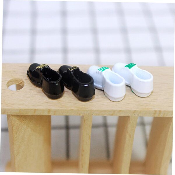 Hemobllo 8 Paia Mini Scarpe in Lega per Bambole Nero e Bianco, Accessori Realistici