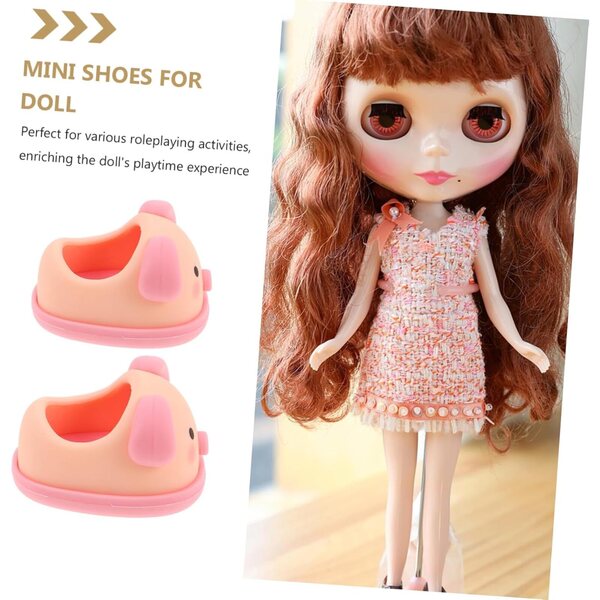 Mini-Kunststoffschuhe für Puppen, kreative Accessoires mit rosa Schweinchen-Design