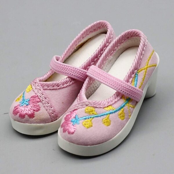 Scarpe ricamate con tacco basso per bambola SD 1/3 60 cm – Uteruik