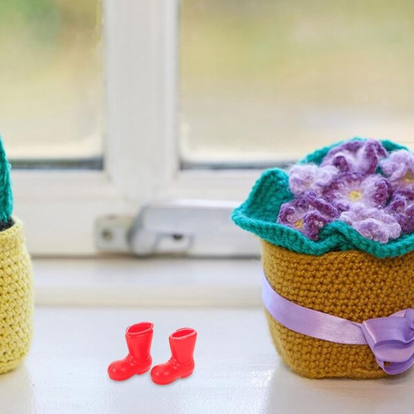 Mini Scarpe Rosse per Bambole 2 cm - Set 50 Pezzi Accessori Creativi per Bambini