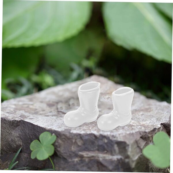LABRIMP Set 50 Mini Scarpe Decorative in Plastica per Bambole e Mini Scenari