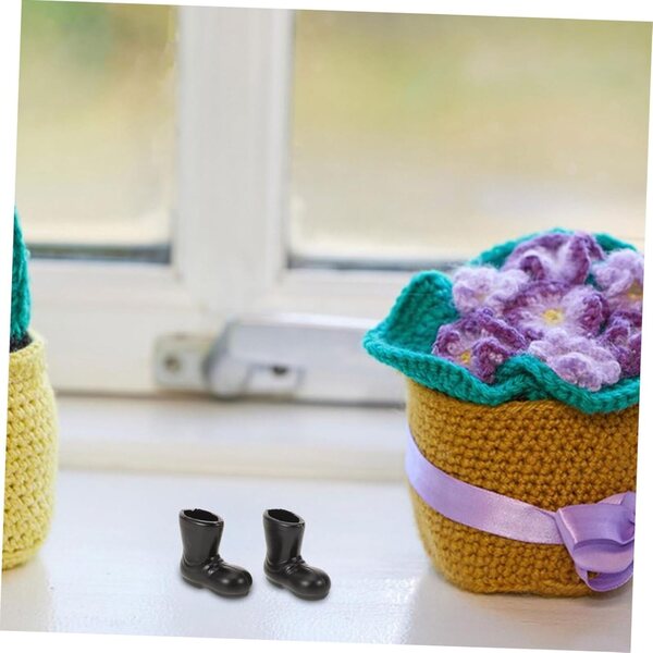 50 Mini Scarpe Decorative per Bambole - Accessori Nero in Plastica Miniature 2x1,9 cm