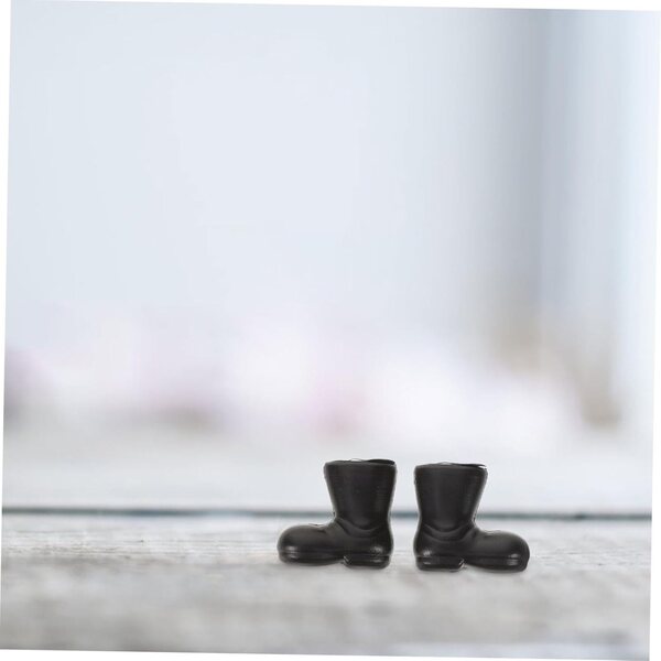50 Mini Scarpe Decorative per Bambole - Accessori Nero in Plastica Miniature 2x1,9 cm