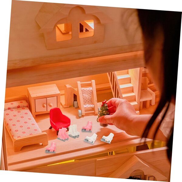 ORFOFE 4 Paia Mini Pattini a Rotelle per Bambole Accessori Decorativi Miniatura