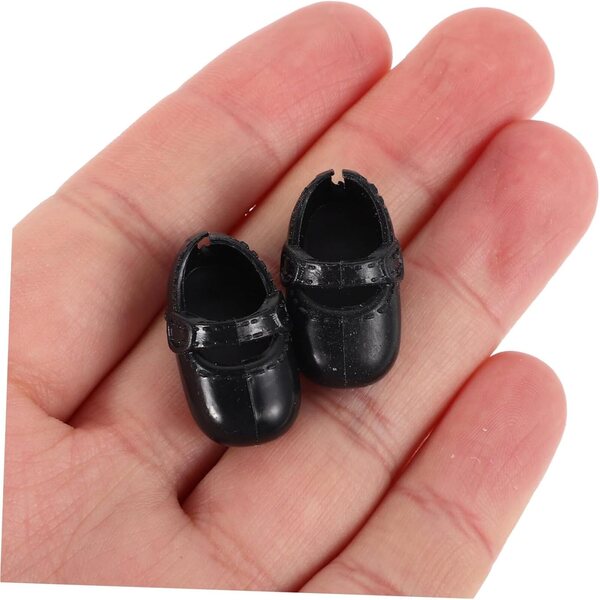 Set mit 8 Paar Miniaturschuhen für mehrfarbige 17-cm-Puppen, Spielzubehör
