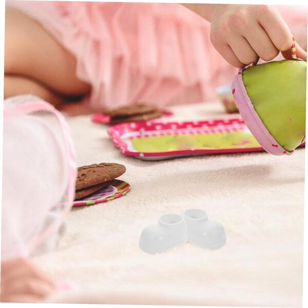 Set Mini Accessori bambole: 10 Scarpe Bianche e 10 Occhiali Rotondi in Plastica