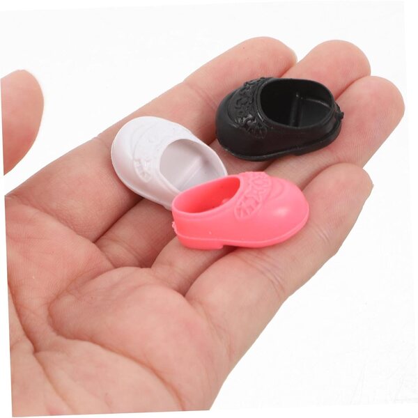 Mini Ballerine per bambole 17 cm - 4 Paia di Scarpe Multicolori e Piatti in Plastica