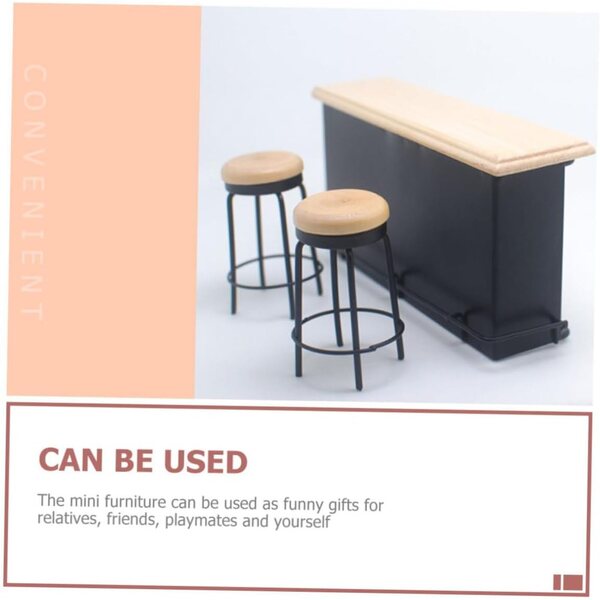 HEMOTON Set Miniatura Bancone da Bar e 2 Sgabelli in Legno per Casa delle Bambole