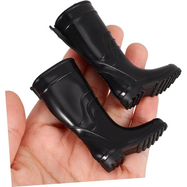Set 8 Paia Scarpe Miniature per Bambole in Plastica Colorate Resistenti