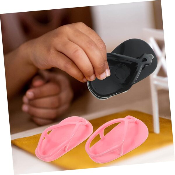 WOONEKY 3 Paia Mini Pantofoline Eleganti per Bambole, Resistenti e Colorate