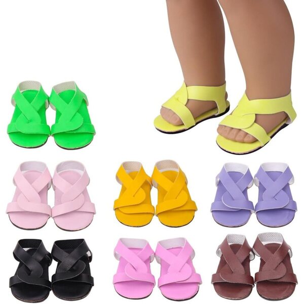 Grüne Plateausandalen für 46-cm-Puppen. Elegantes und widerstandsfähiges Zubehör