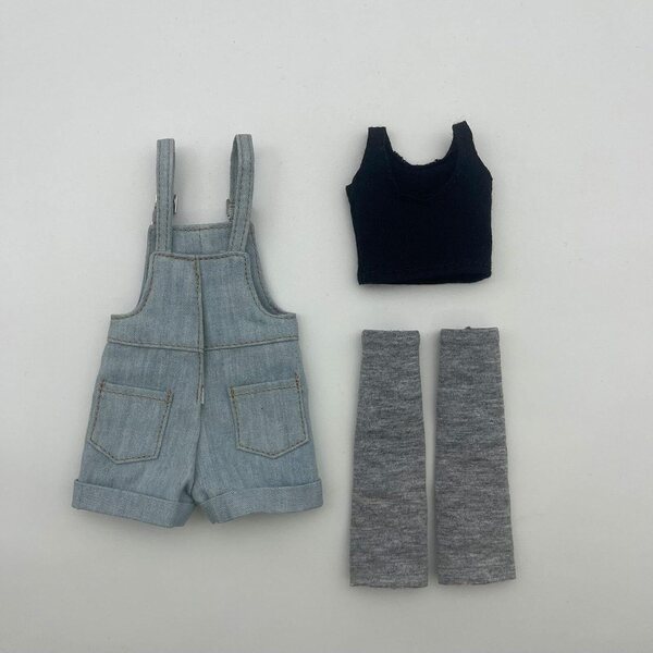 3-teiliges Set aus Overall und Outfit für 1/6 Figuren aus hellblauem, weichem Stoff