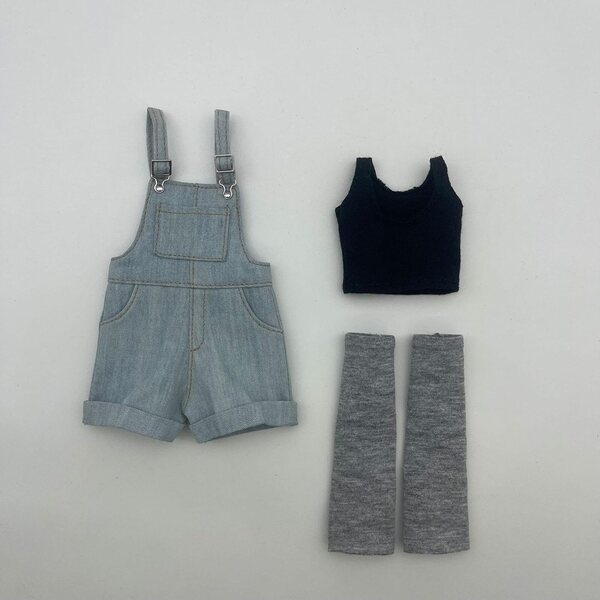 3-teiliges Set aus Overall und Outfit für 1/6 Figuren aus hellblauem, weichem Stoff