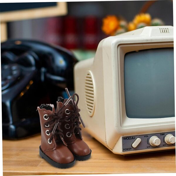 Générique Hohe Schuhe für Puppen aus braunem Stoff – 2 Stück elegante Ministiefel