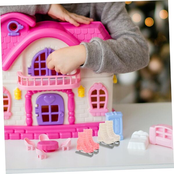 4 Paia Mini Patini a Rotelle Rosa per Bambole 3,5 cm Decorazioni Casa Miniature