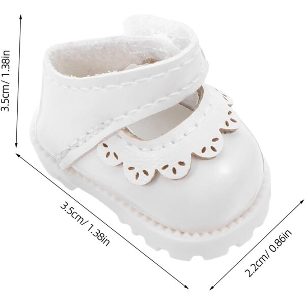 Weiße Mini-Schuhe für 17-cm-Puppen – elegantes und leicht zu wechselndes Zubehör
