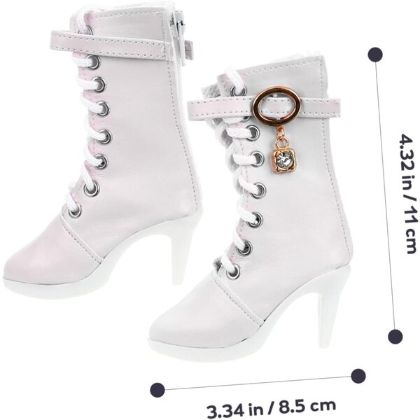 Weiße Schuhe mit hohen Absätzen für 60-cm-Puppen – elegante Mini-Stiefeletten von VICASKY