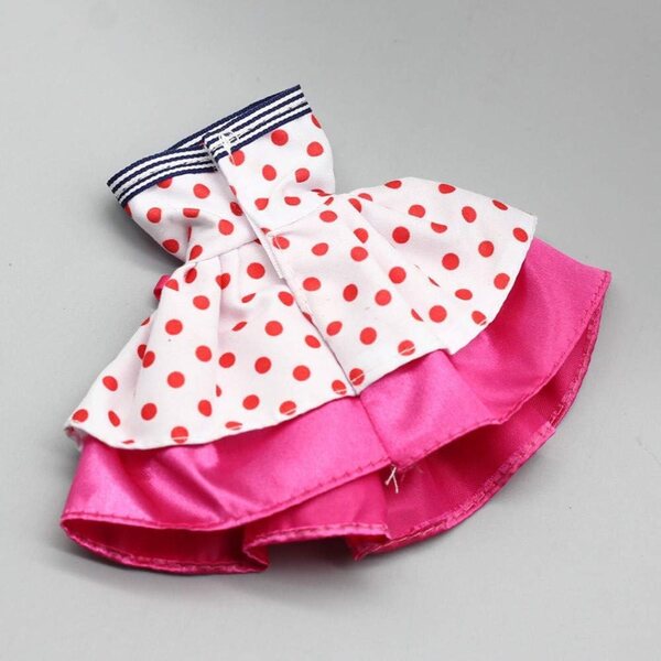 Gepunktetes Kleid für 30-cm-Puppe mit passendem trägerlosem Rock