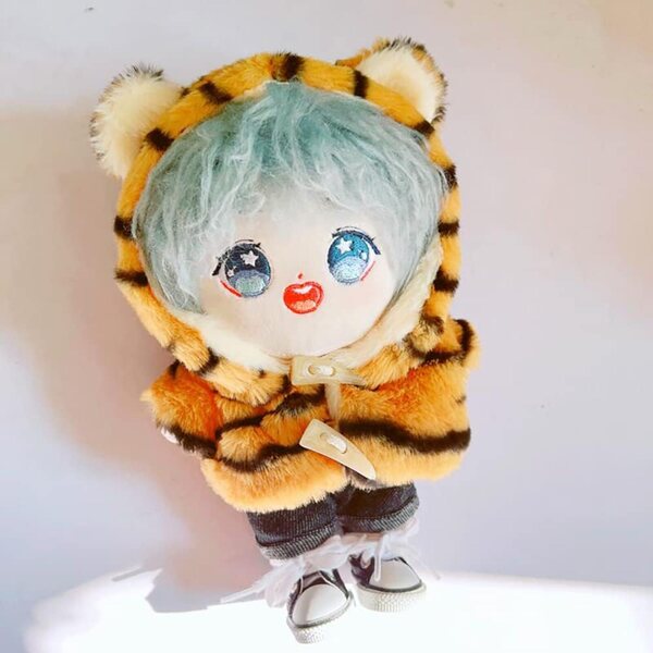 Niannyyhouse 2-teiliges Set für 20 cm große Plüschpuppen: Tigermantel und Jeans