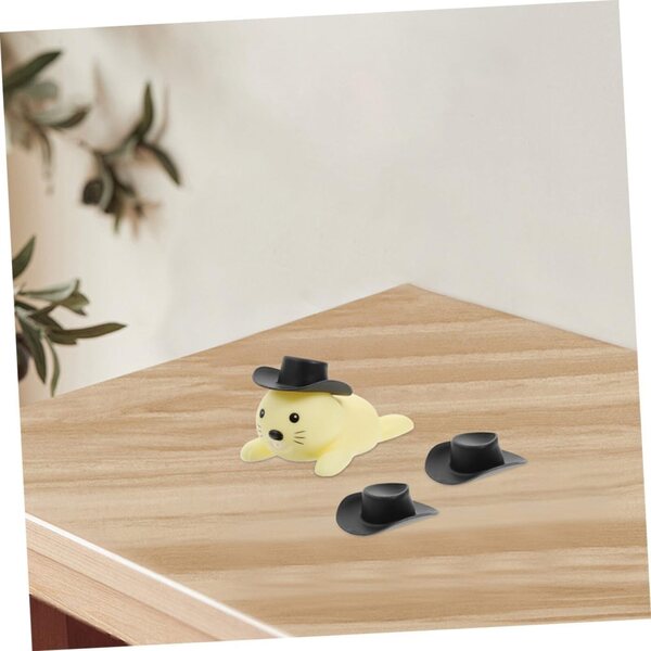 Set 20 Mini Chapeaux Cowboy in Plastica per Bambole e Hobby Creativi