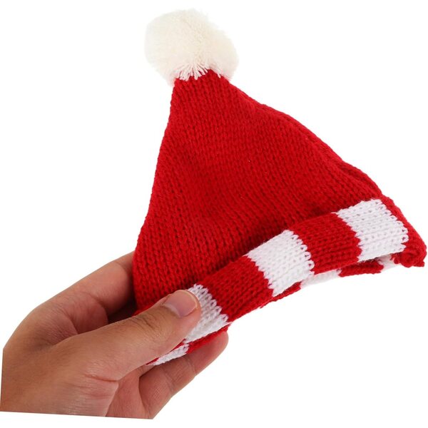Mini Bonnet In maglia Rouge per bambole - Accessorio Decorativo Artigianale DIY