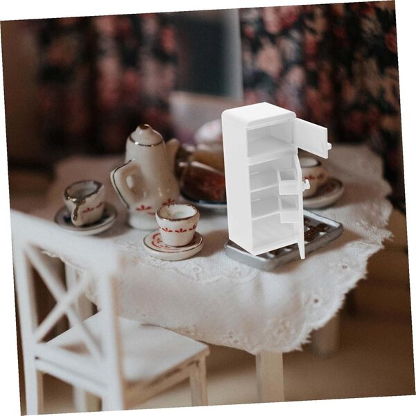ORFOFE Mini Frigorifero Bianco in Miniatura per Casa delle Bambole, Decorazione Realistica e Sicura