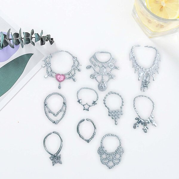 Set mit 10 Fantasy-Halsketten für 1/12- und OB11-Puppen – elegante Modeaccessoires