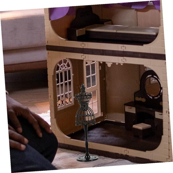 Set mit 8 schwarzen Miniatur-Schaufensterpuppen für Puppenkleidung aus widerstandsfähigem Kunststoff