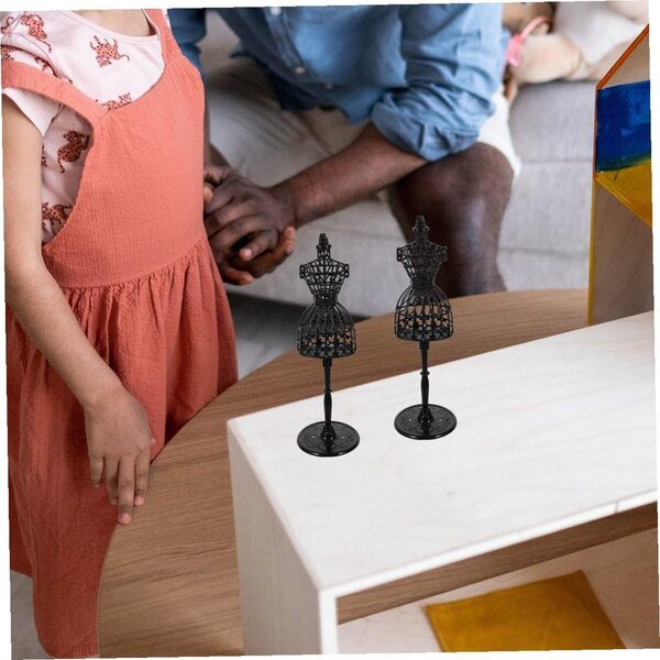 Set mit 8 schwarzen Miniatur-Schaufensterpuppen für Puppenkleidung aus widerstandsfähigem Kunststoff