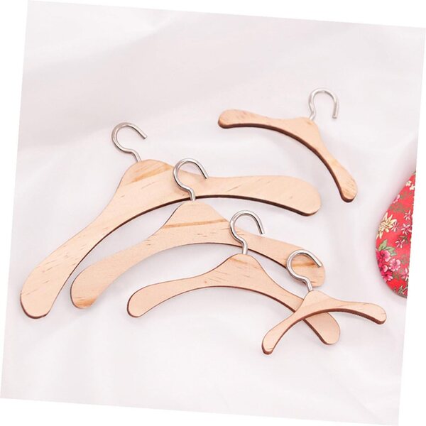VICASKY Set 5 Appendiabiti in Legno per Bambole di Diverse Misure, Resistenti e Lisci