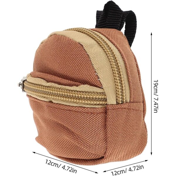 Hellbrauner, leichter und kompakter Mini-Puppenrucksack – kreatives Accessoire von WEKAMOS