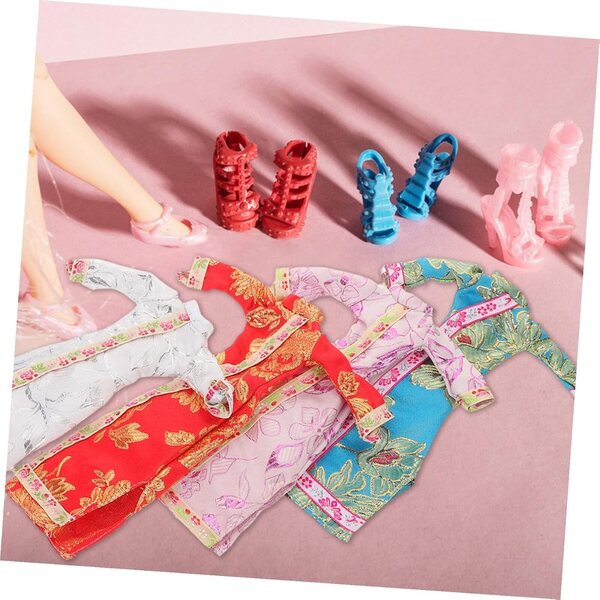 Set 4 Miniature Cheongsam per bambole Dress Tradizionali Cinesi Eleganti