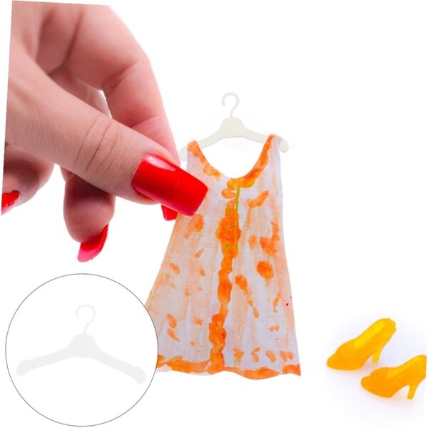 60 Mini Cintre in Plastica per Bambole Nero, Bianco e Rosa, 5,5x3 cm - WEKAMOS
