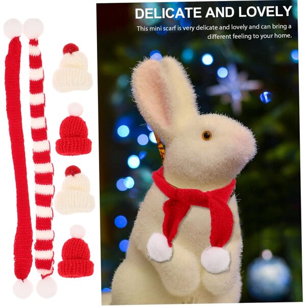 Set mit 40 Weihnachtsaccessoires für Puppen: Bunte festliche Mützen und Schals