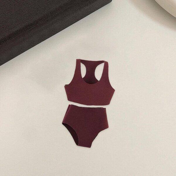 Set Gilet e Short Sportivi in Tessuto per Bambole 1:12, Rosso Scuro, Femminile