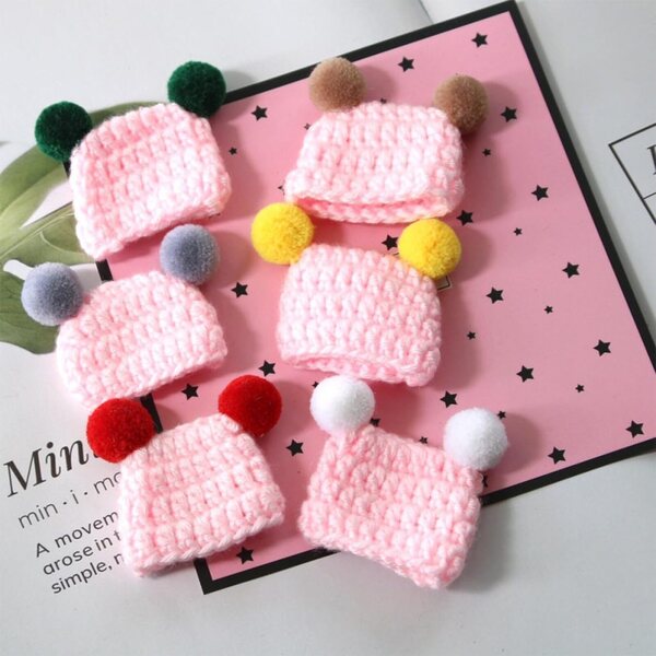 ORFOFE 12 mehrfarbige Mini-Strickmützen für Puppen und Bastelarbeiten
