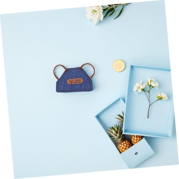Set mit 4 Mini-Jeanstischchen für Puppen – Vintage-Modeaccessoires für Puppenhäuser