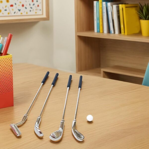 Set 5 Accessori Miniatura Golf per Casa delle Bambole Realistici in Metallo 1/12