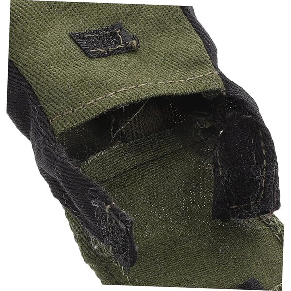 Mini zainetto verde in tessuto per bambole, accessorio funzionale e dettagliato 10,5x5,5x3 cm