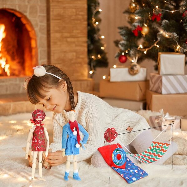 Set 11 Accessori per Bambola Elfo di Natale: Sacco a Pelo, Sciarpa, Maschera e Altro