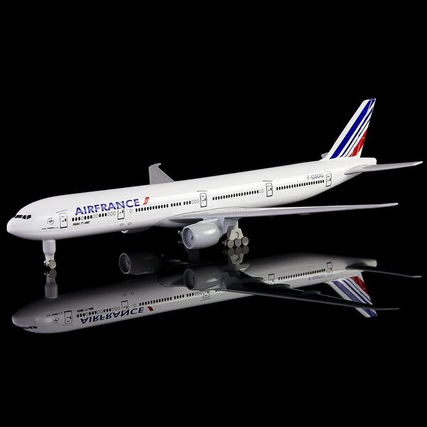 Frankreich B777 MOUDOAUER 1:300 Flugzeugmodell mit beweglichen Rädern und Ausstellungsständer