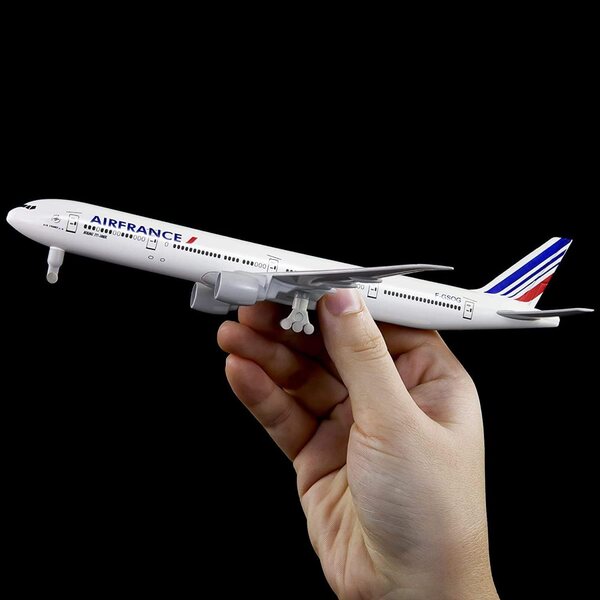 Frankreich B777 MOUDOAUER 1:300 Flugzeugmodell mit beweglichen Rädern und Ausstellungsständer
