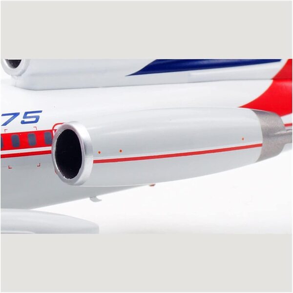 Detailliertes Flugzeugmodell aus Legierung im Maßstab 1:200 mit Ständer zur Dekoration und als Geschenk