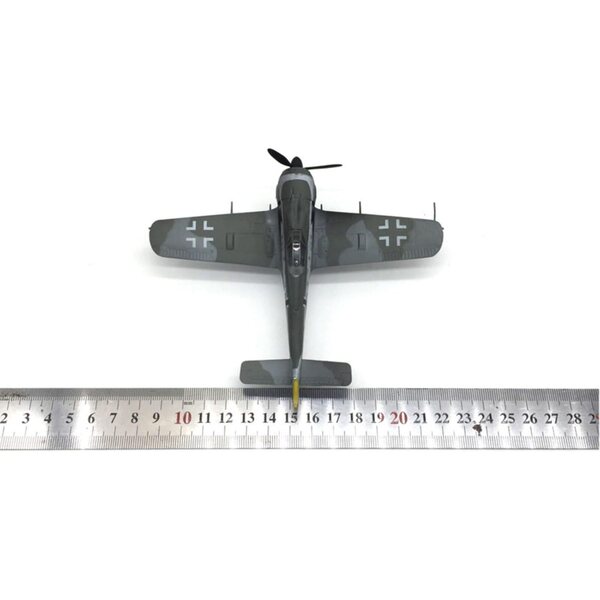 1:72 Focke-Wulf Fw 190A-8 Würger Jagdflugzeug, Legierungsmodell des Zweiten Weltkriegs – ZEZEFUFU