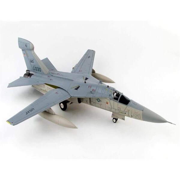 Sammlermodell des Desert Storm-Flugzeugs im Maßstab 1:72 aus ErModa-Legierung und ABS