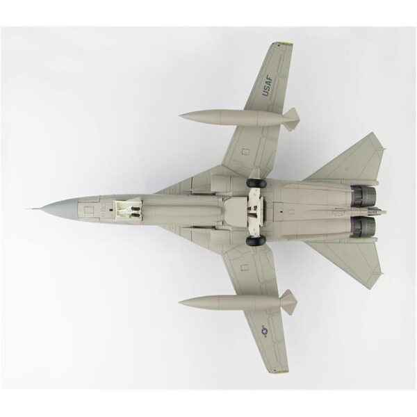 Sammlermodell des Desert Storm-Flugzeugs im Maßstab 1:72 aus ErModa-Legierung und ABS